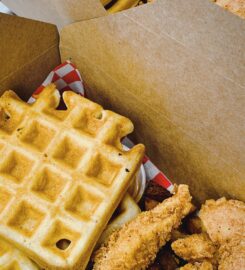 Ali’s Chicken & Waffles