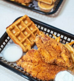 Ali’s Chicken & Waffles